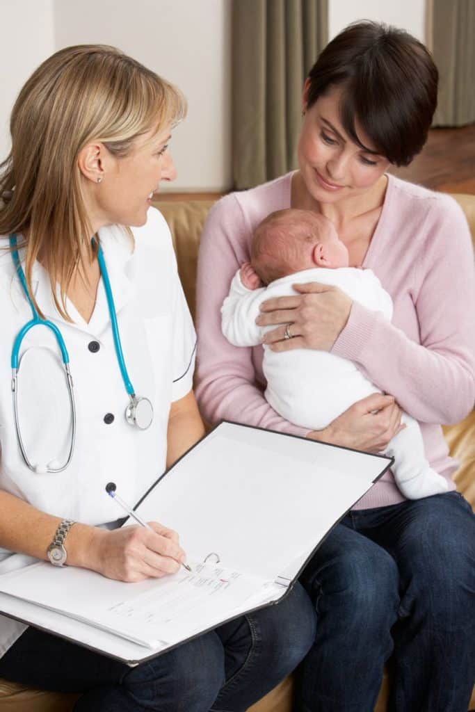 Après la naissance les visites obligatoires pour vous et votre bébé