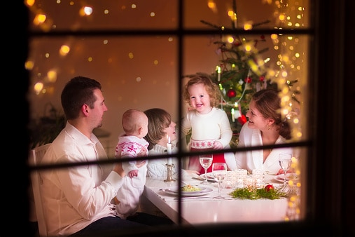 Repas De Fete Quels Aliments Sont Autorises Aux Enfants Repas De Fete Quels Aliments Sont Autorises Aux Enfants