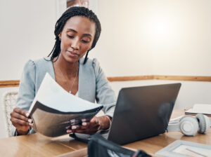 Lecture des obligations légales en tant que courtier