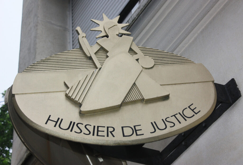Plaque huissier de justice
